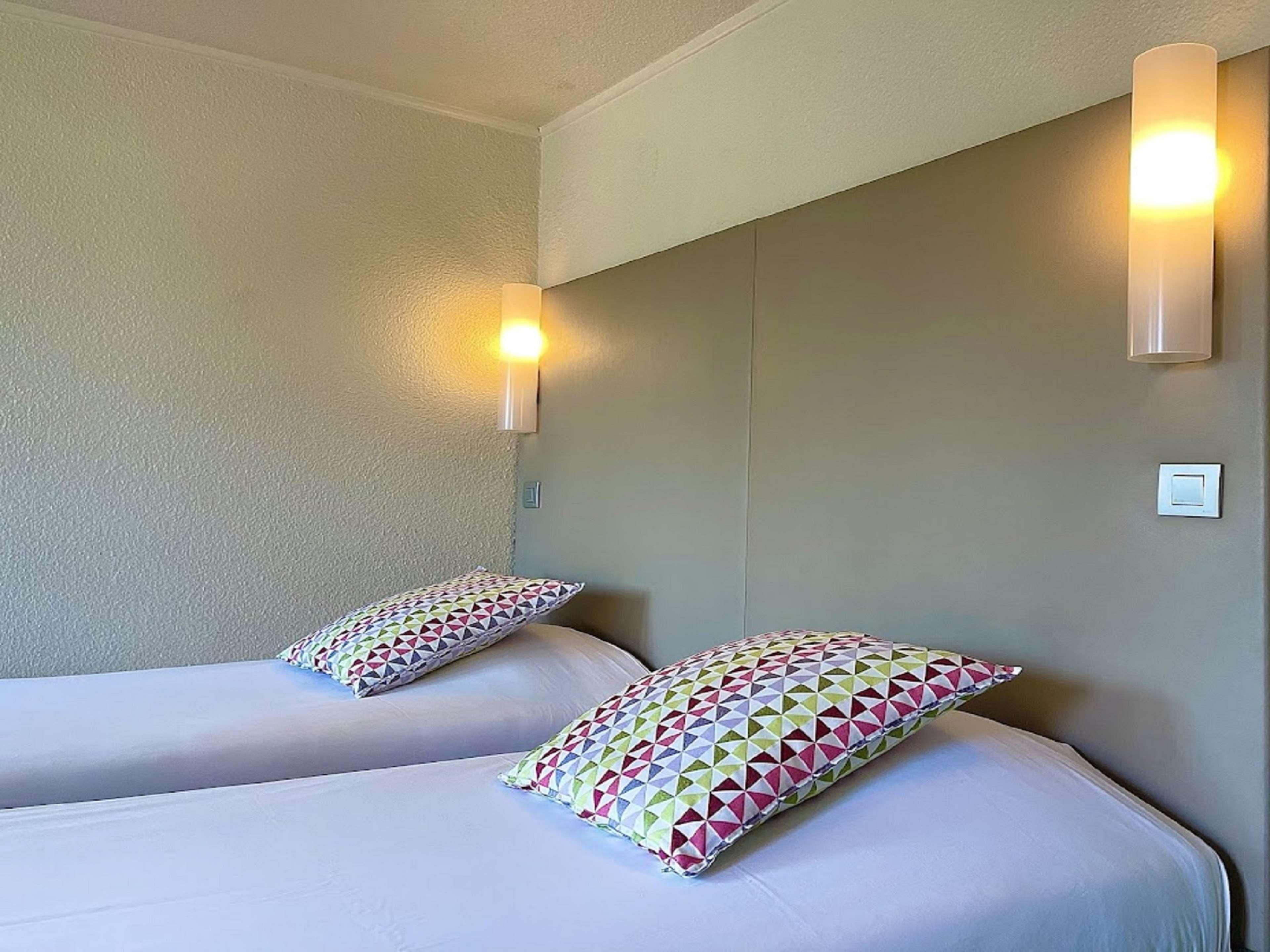 Campanile Grenoble Sud - Seyssins Hotel Kültér fotó